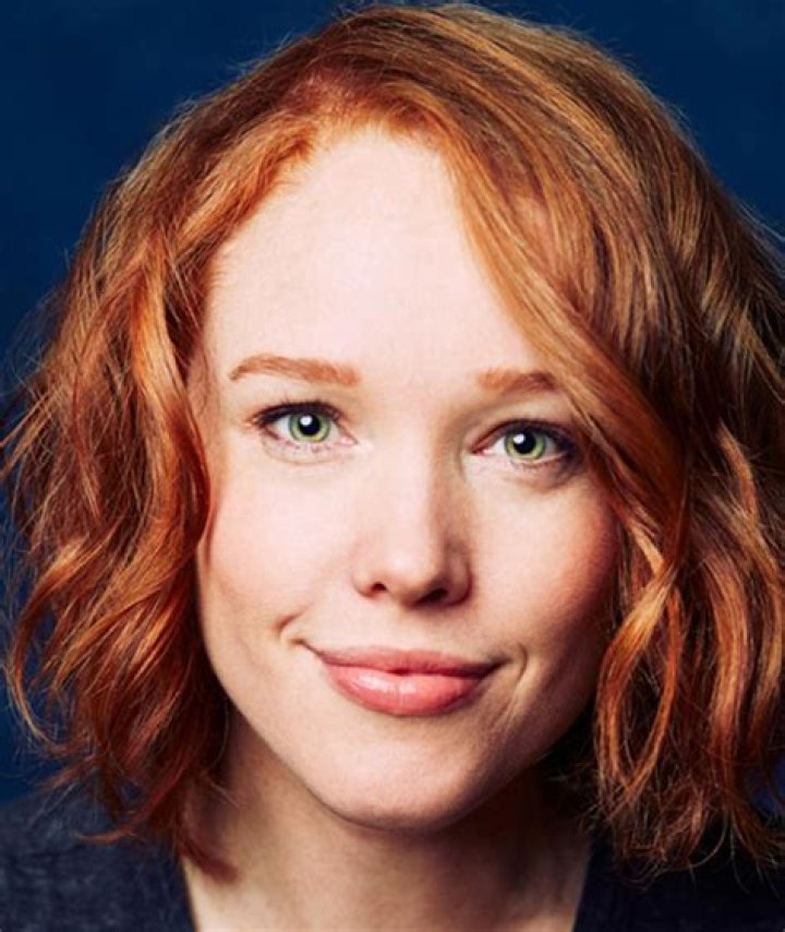 Jessica Keenan Wynn - Bio, Age, Wiki, Facts and Family