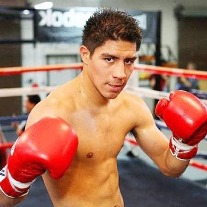 Jessie Vargas Bio - net worth