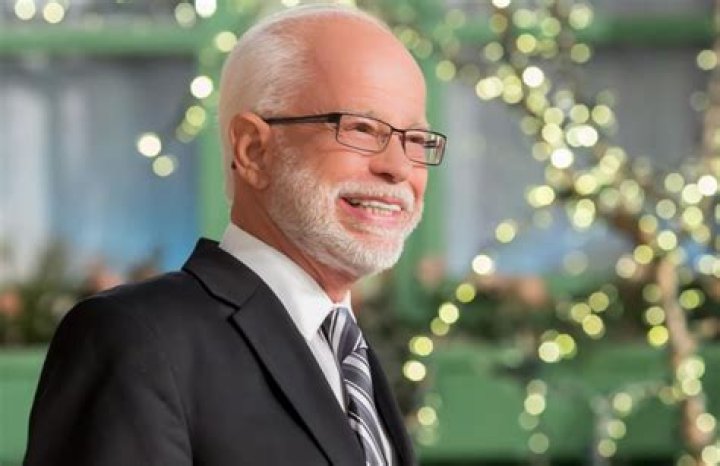Jim Bakker - Bio, Age, net worth, Wiki, Facts and Family