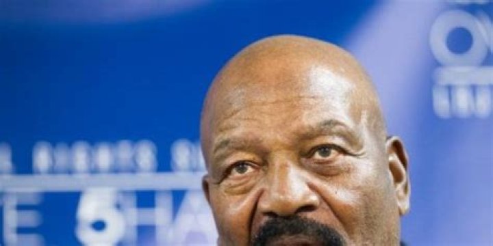 Jim Brown Net Worth | Celebrity Net Worth