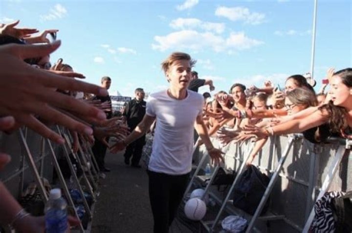 Joe Sugg Net Worth | Celebrity Net Worth