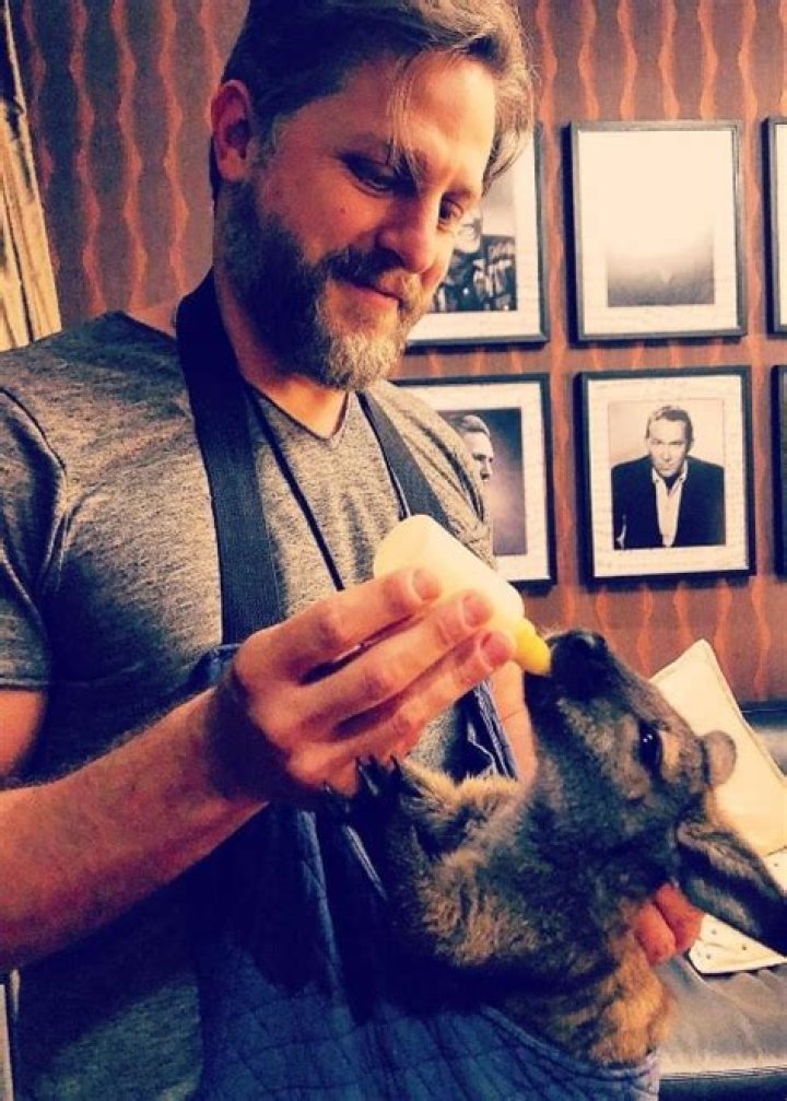 Joe Tippett Height, Weight, Age, Girlfriend, Biography, Family, Facts