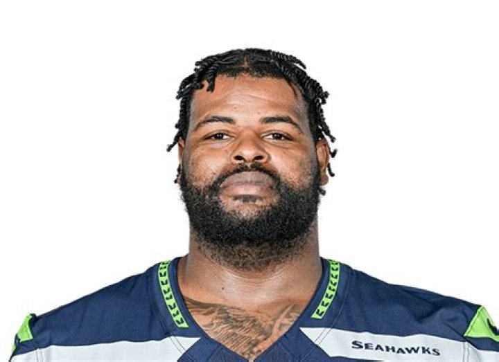 Johnathan Hankins - Bio, Age, height, weight, Wiki, Facts and Family