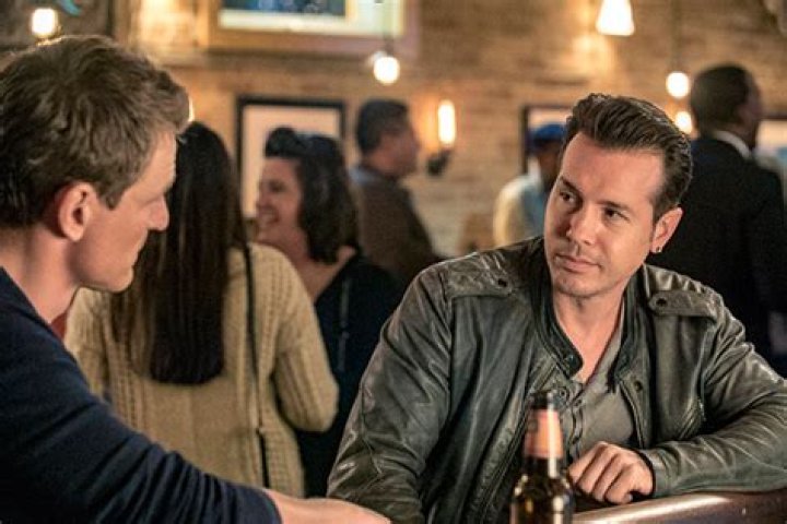 Jon Seda Leaving ‘Chicago P.D.’ — Why He’s Heading To ‘Chicago Justice’ – Hollywood Life
