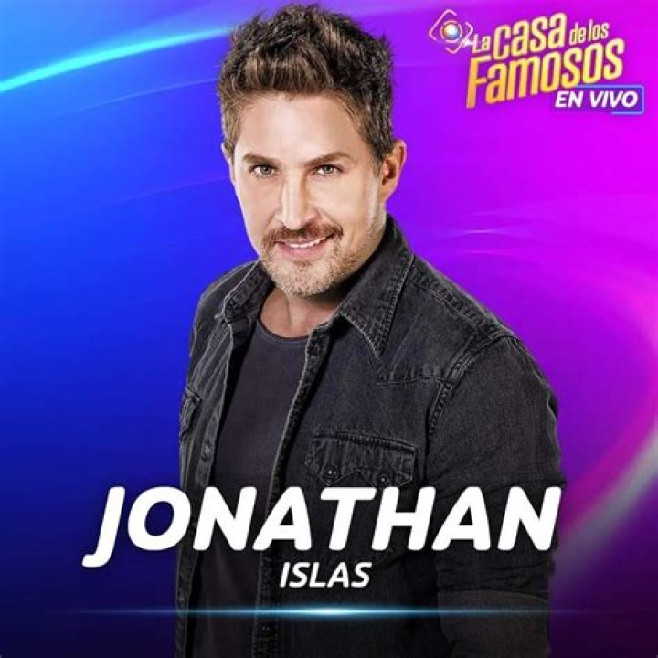 Jonathan Islas - Bio, Age, height, Wiki, Facts and Family