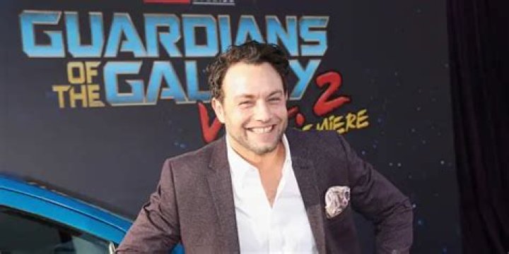 Jonathan Sadowski Net Worth | Celebrity Net Worth