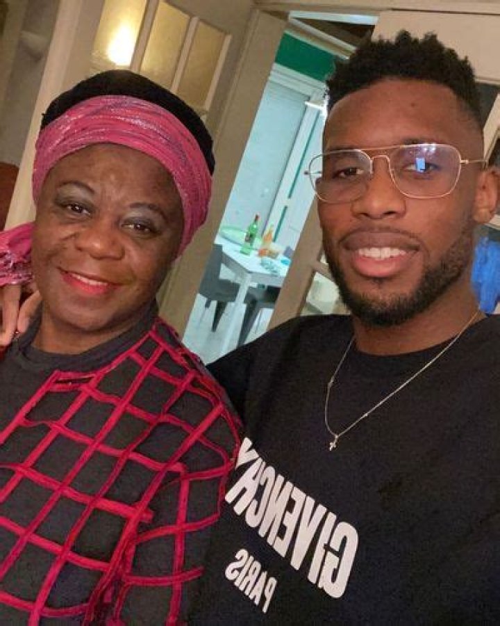 Jordan Pefok aka Theoson Siebatcheu Contract, Salary, and Net worth (Family, Relationship, Girlfriend, Stats)