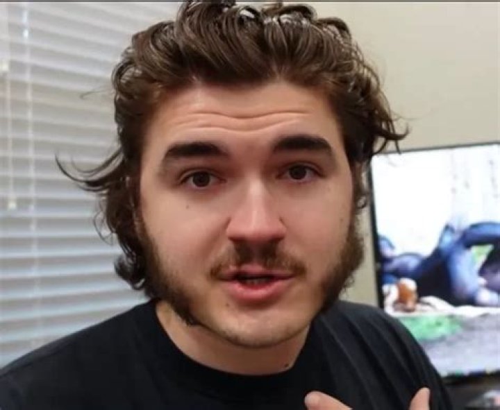 jschlatt net worth, income and estimated earnings of Youtuber channel