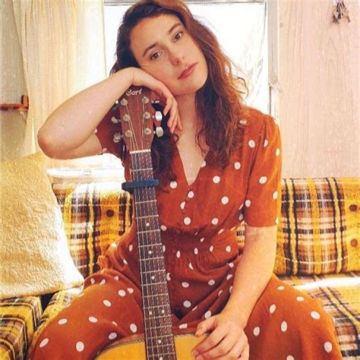 Julie Dray Height, Net Worth, Age, Who, Facts, Biography, Wiki