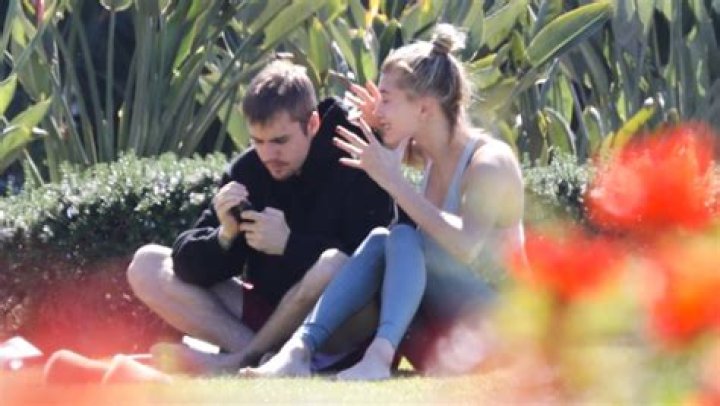 Justin Bieber & Hailey Baldwin Seen Arguing In A Park — Pics – Hollywood Life