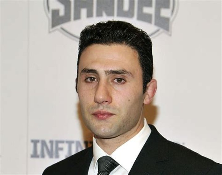 Karo Parisyan Net Worth | Celebrity Net Worth