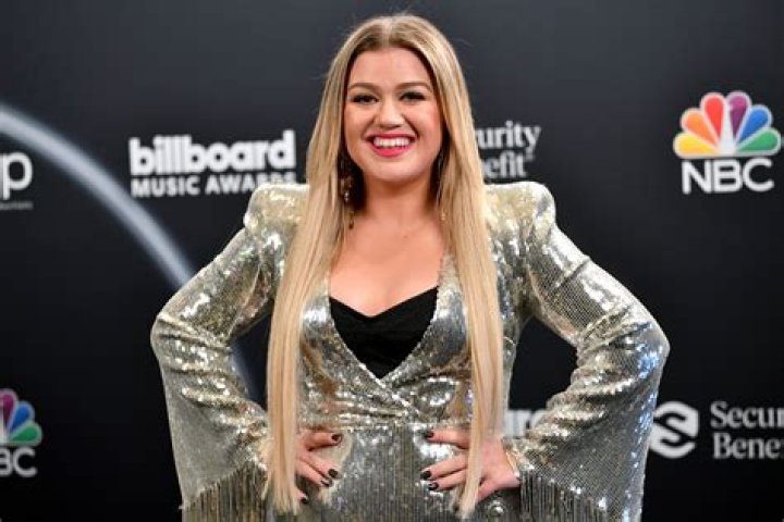 Kelly Clarkson Net Worth