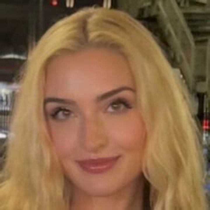 
Kelsey Soles Height, Weight, Net Worth, Age, Birthday, Wikipedia, Who, Nationality, Biography 