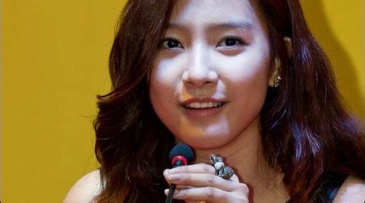 Kim So-eun Height, Weight, Age, Boyfriend, Biography, Family, Facts