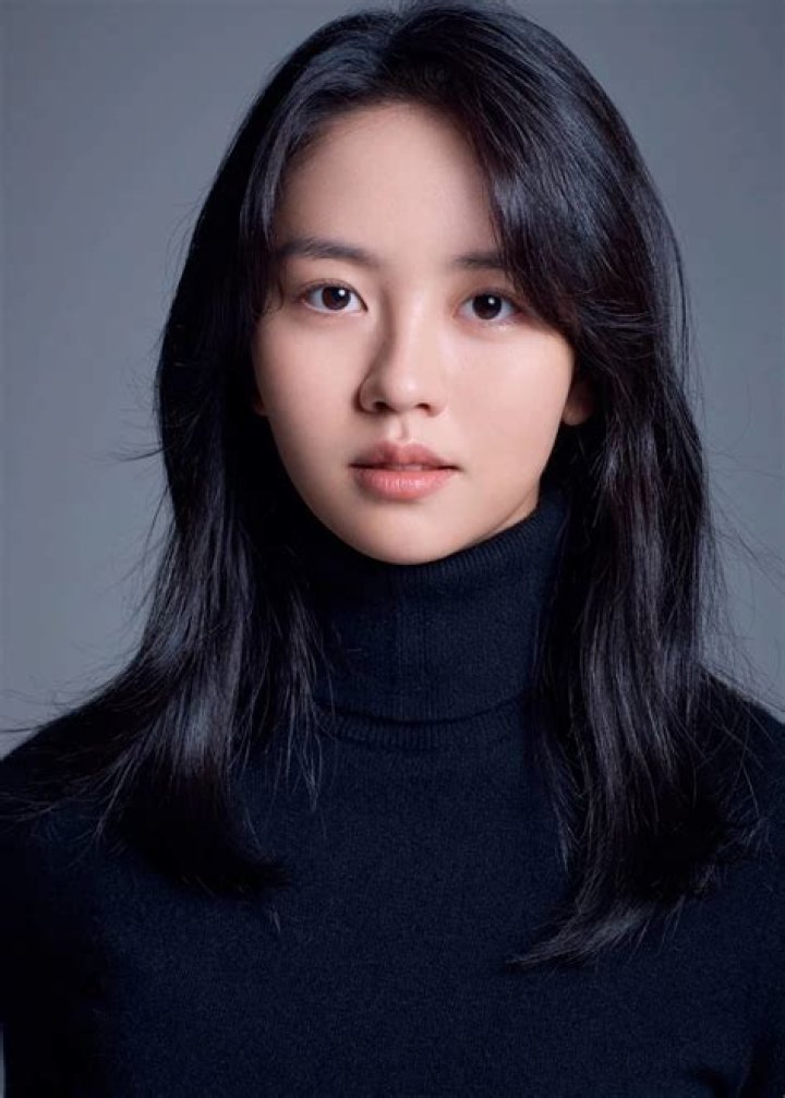 Kim So-hyun (actress) - Wikipedia, Age, Net Worth, Biography , Spotify, TikTok, Facebook, Facts and Family