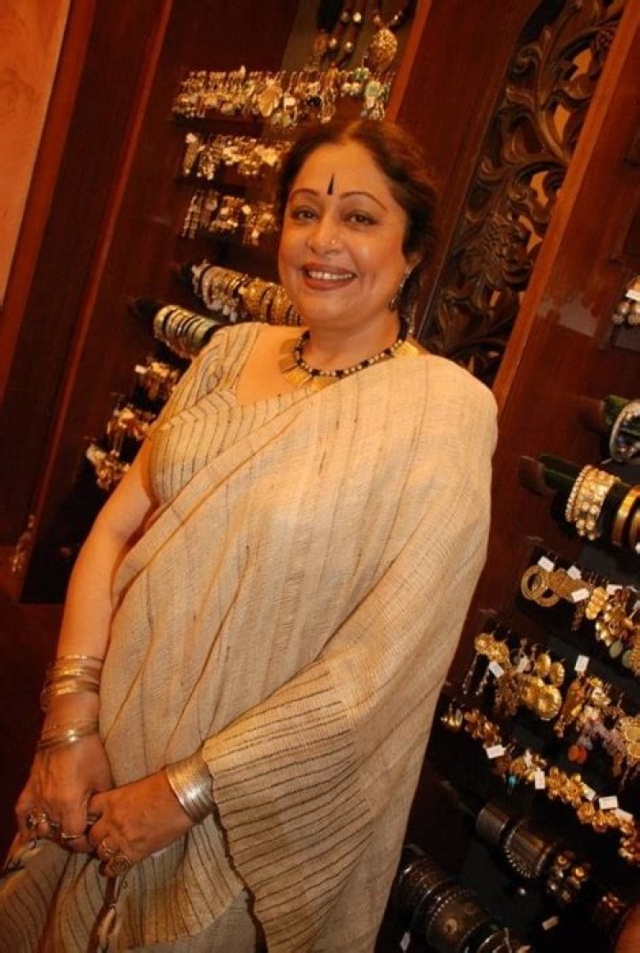 Kirron Kher Height, Weight, Age, Facts, Biography