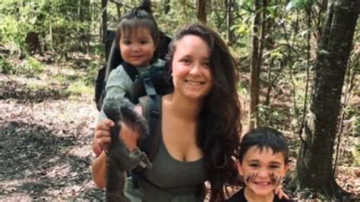 Know Her Bio, Age, Married, Childre, & Leagal Issues