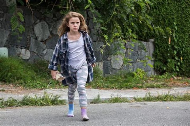 Lexy Kolker Dishes on Starring in Brand New Samuel Goldwyn Film “Manifest West” (Exclusive) – Celeb Secrets