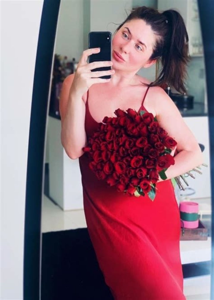 Lia Sharief Height, Weight, Age, Body Statistics