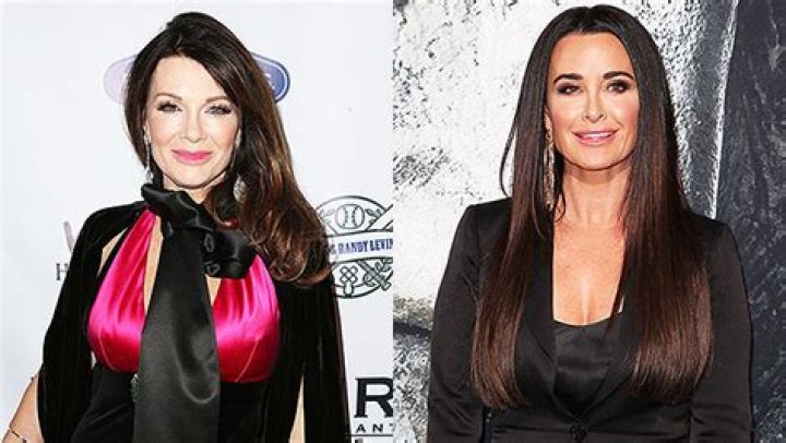 Lisa Felt ‘Uncomfortable’ – Hollywood Life