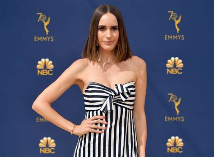 Louise Roe Net Worth | Celebrity Net Worth