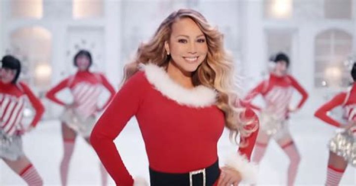 Mariah Carey Takes Her Iconic Hit “All I Want For Christmas Is You” to the 2023 Billboard Music Awards – Celeb Secrets
