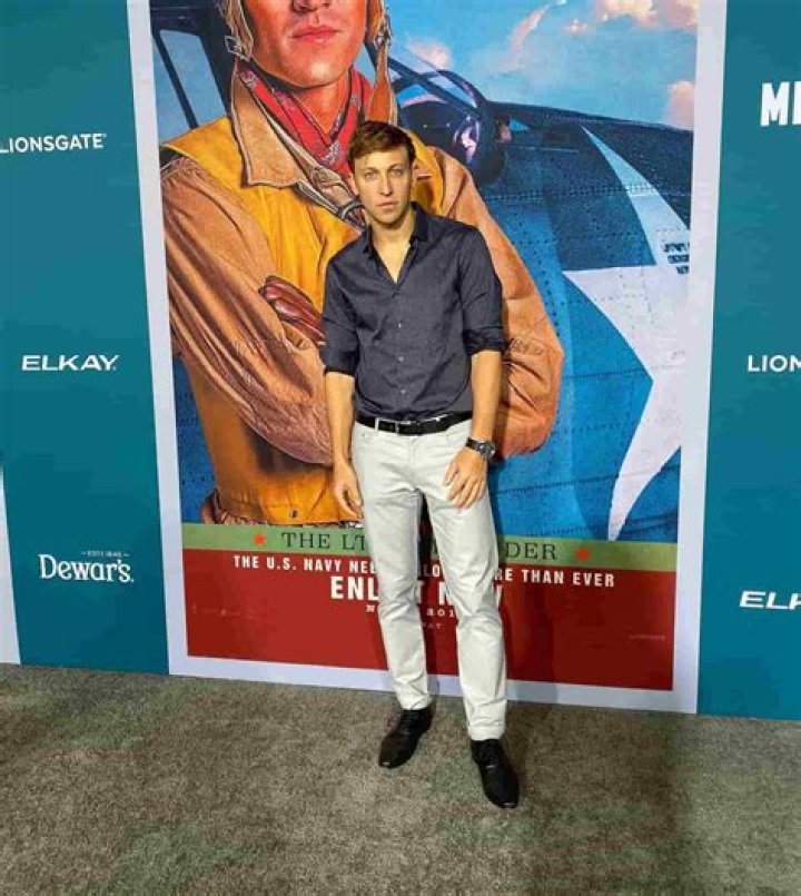 Matt Steffanina - Bio, Age, height, weight, Wiki, Facts and Family