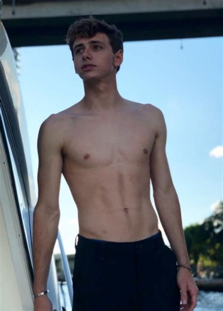 Mavrick Moreno Height, Weight, Age, Facts, Family