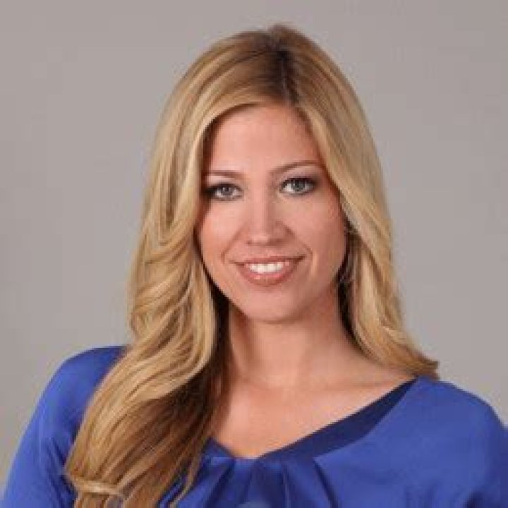 Meredith Marakovits - Bio, Age, Wiki, Facts and Family