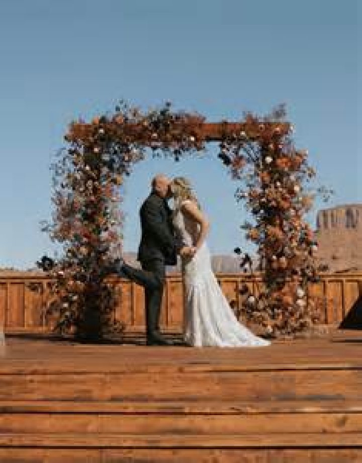 Meri Brown Reacts to Not Being Invited to Christine Brown’s Wedding – Hollywood Life