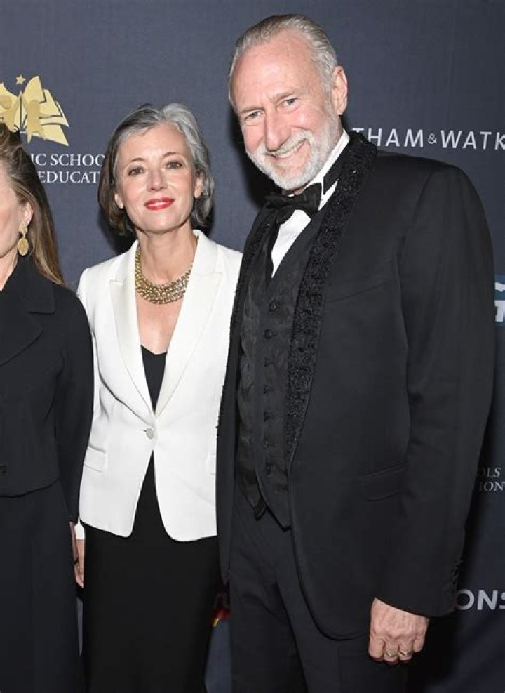 Mia Sara Net Worth | Celebrity Net Worth