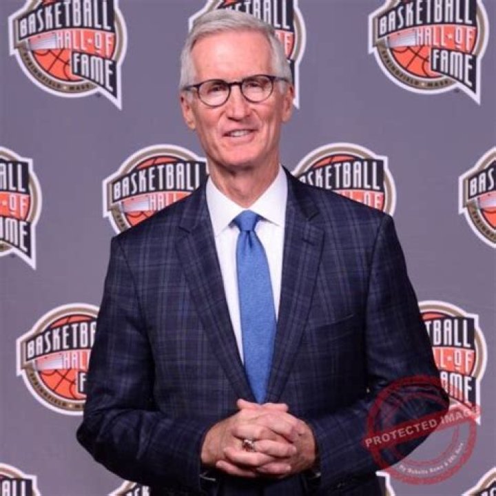 Mike Breen Bio - net worth, salary, earnings, family, relationship, children, married, wife, children, career, age, nationality