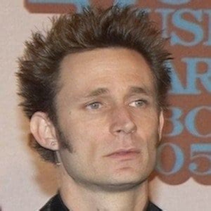 Mike Dirnt - Bio, Age, net worth, height, weight, Wiki, Facts and Family