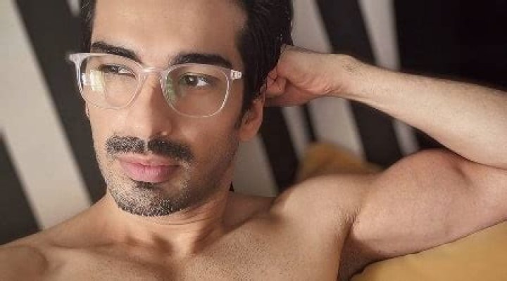 Mohit Sehgal Height, Weight, Age, Body Statistics