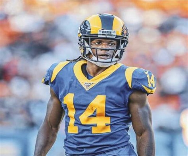 NFL Player Nsimba Webster Bio, Age, Net Worth, Salary, Stats, College Stats, Dating, & Girlfriend