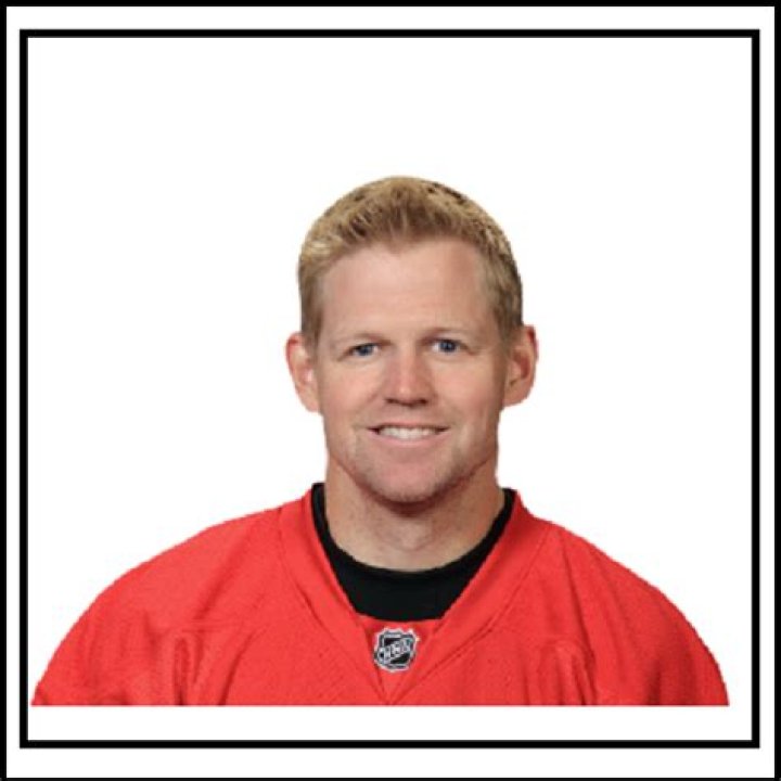 NHL Right Wing Cal Clutterbuck bio, salary, net worth, career, affair, relationship, married, children, Facts, stats