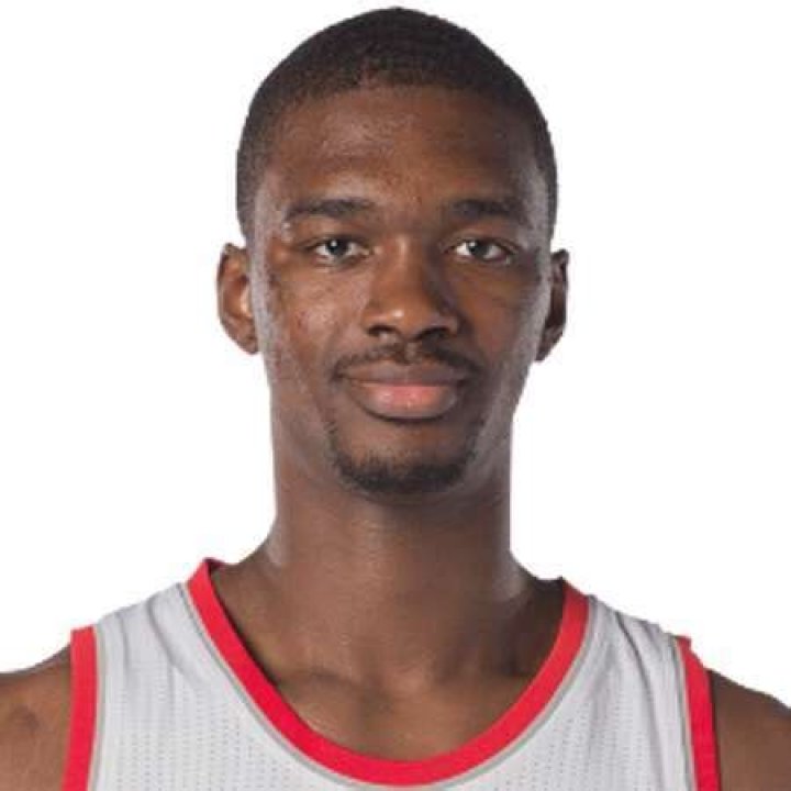 Noah Vonleh Bio - bio, salary, net worth, career, stats, college, married, family