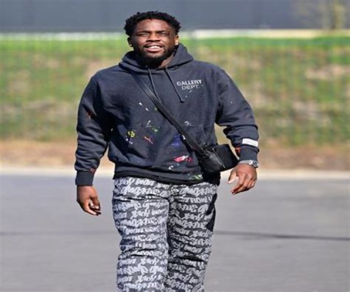 Orel Mangala Bio, Age, Net Worth, Salary, Market Value, Stats, Transfer, & Dating