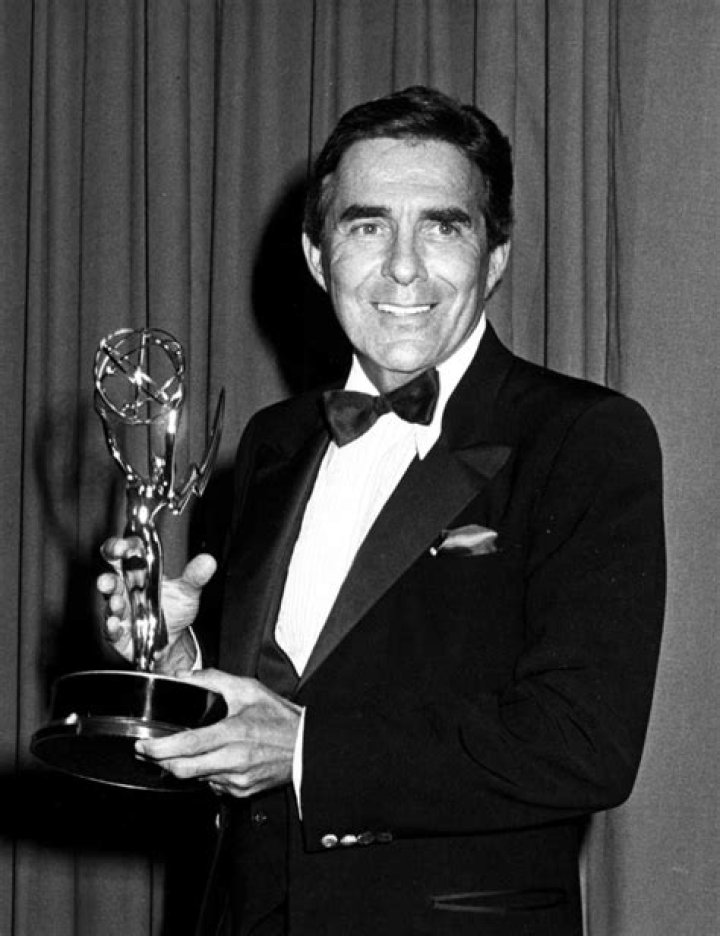 Pat Harrington Jr. - Bio, Age, Wiki, Facts and Family