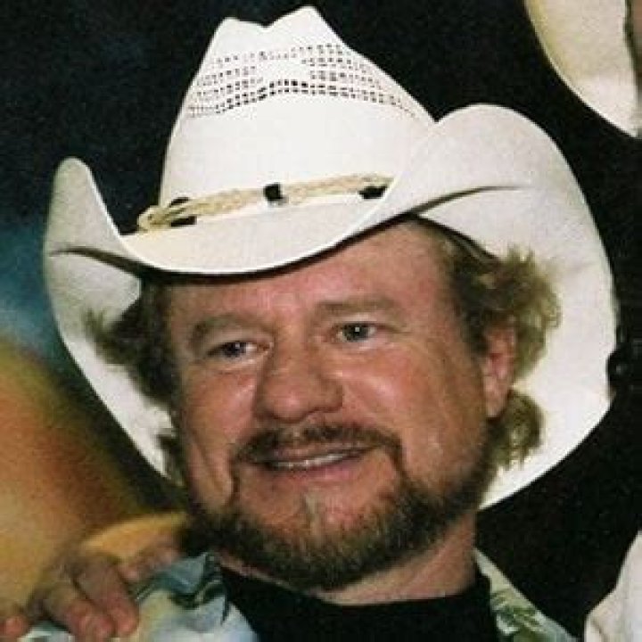 Paul Overstreet - Bio, Age, Wiki, Facts and Family