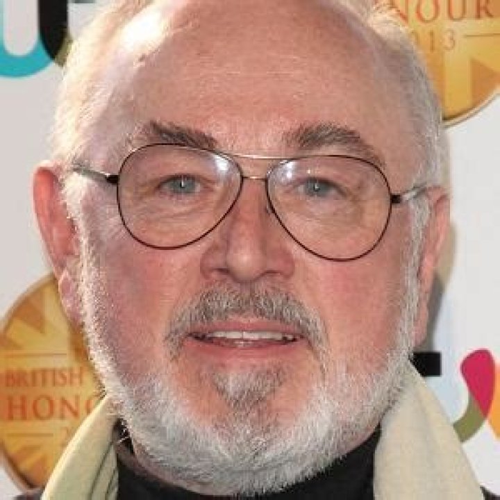 Peter Egan - Bio, Age, Wiki, Facts and Family