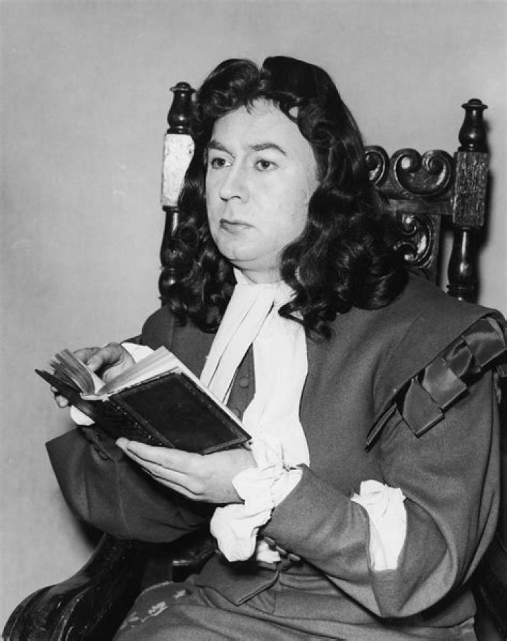 Peter Sallis - Bio, Age, net worth, height, Wiki, Facts and Family