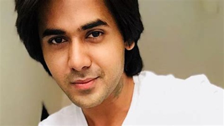 Randeep Rai - Bio, Age, weight, height, Wiki, Facts and Family