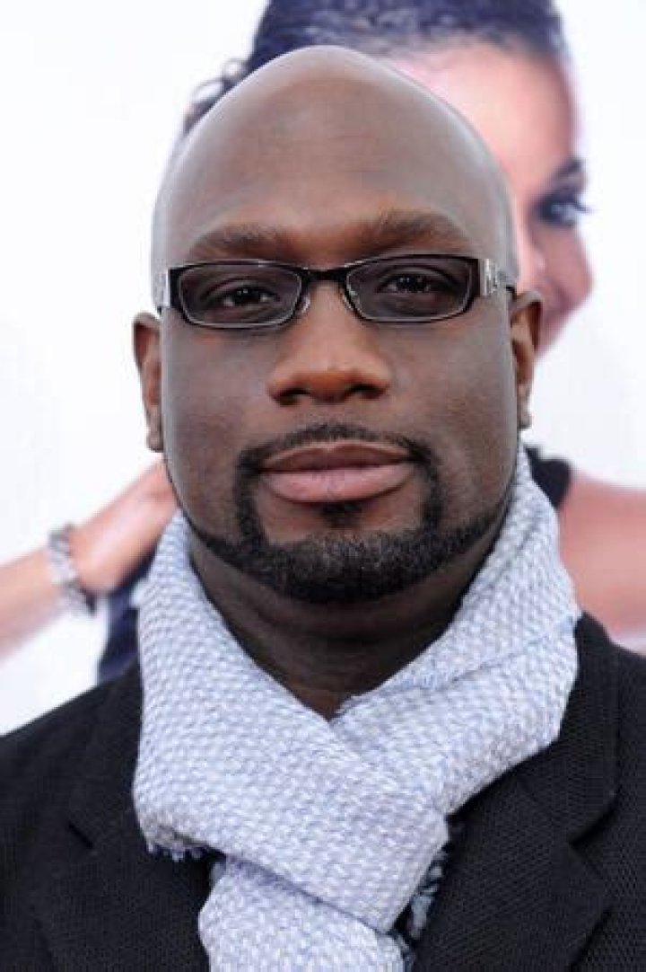Richard T Jones - Bio, Age, siblings, height, Wiki, Facts and Family
