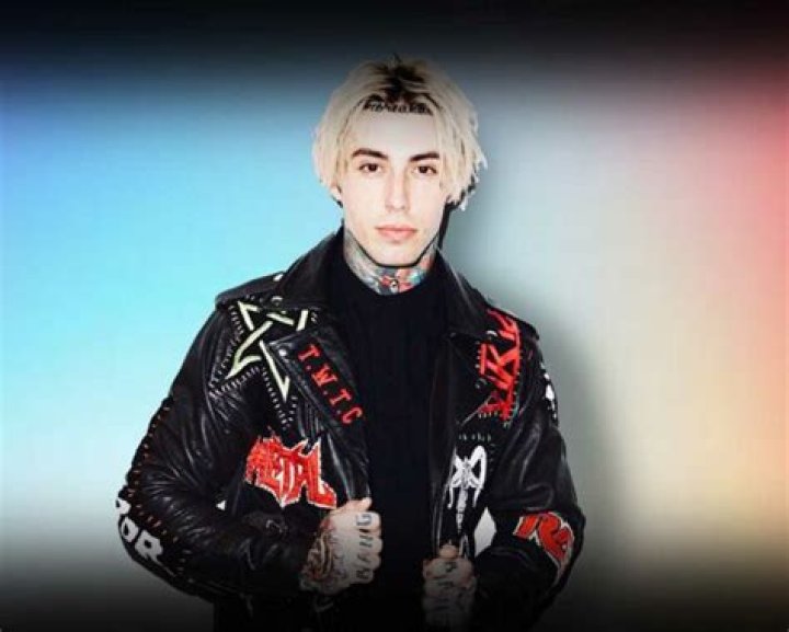 Ronnie Radke - Bio, Age, net worth, siblings, weight, height, Wiki, Facts and Family