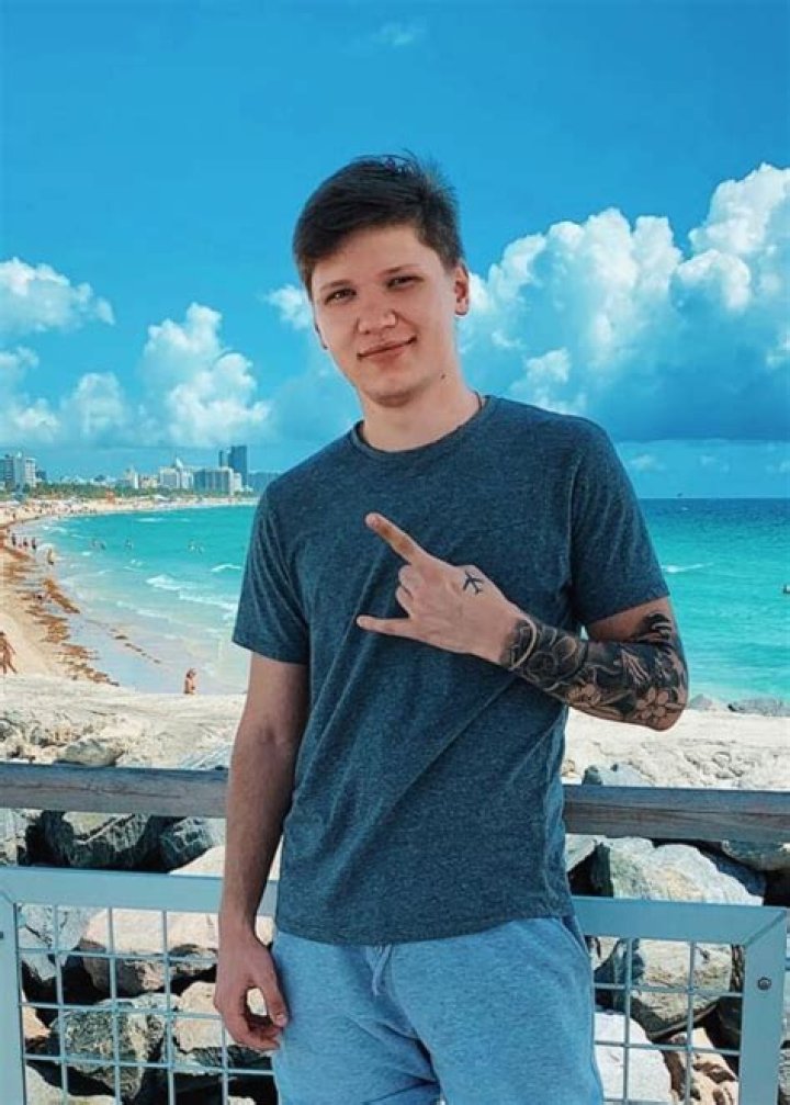 S1mple Height, Weight, Age, Family, Facts, Education, Biography