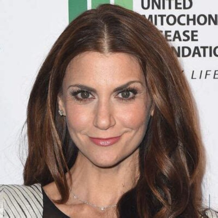 Samantha Harris Net Worth | Celebrity Net Worth