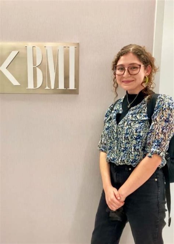 Sarah Grey Height, Weight, Age, Body Statistics