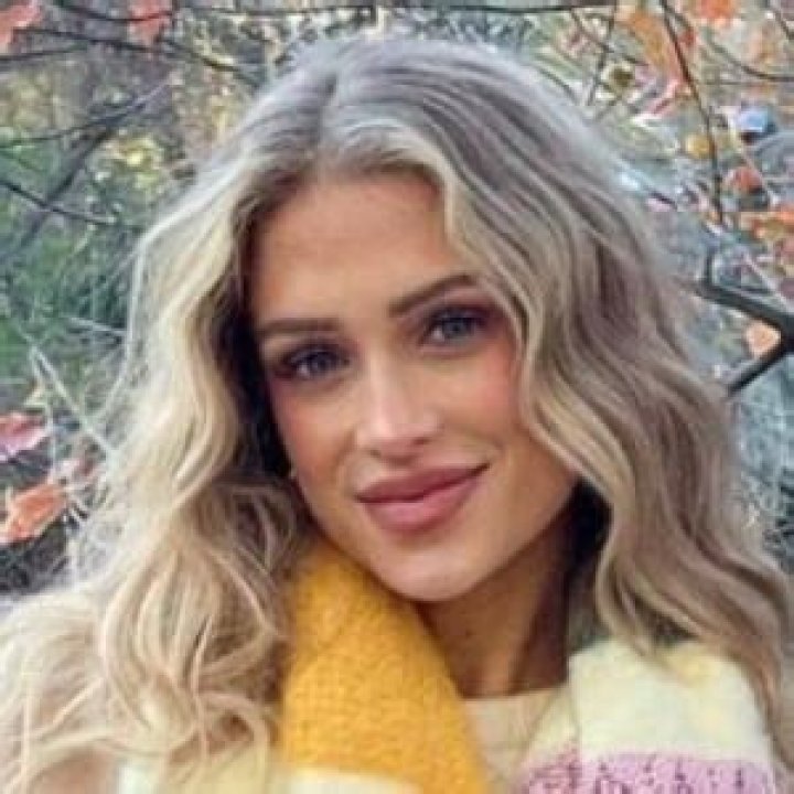 Sarah Wolak: TikTok Star Detailed Bio, Age, Birthday, & Height Insights and more