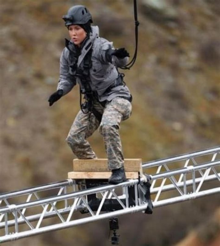 Savannah Chrisley Pukes On Special Forces, Fans React